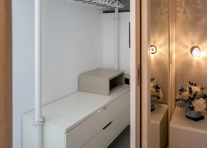 Casa Faenza Apartment *